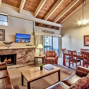 South Tahoe - Steps To & Close To Heavenly Holiday home